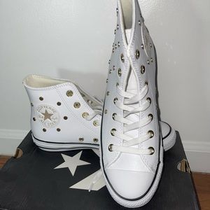 CONVERSE WHITE/GOLD POLKA DOTS